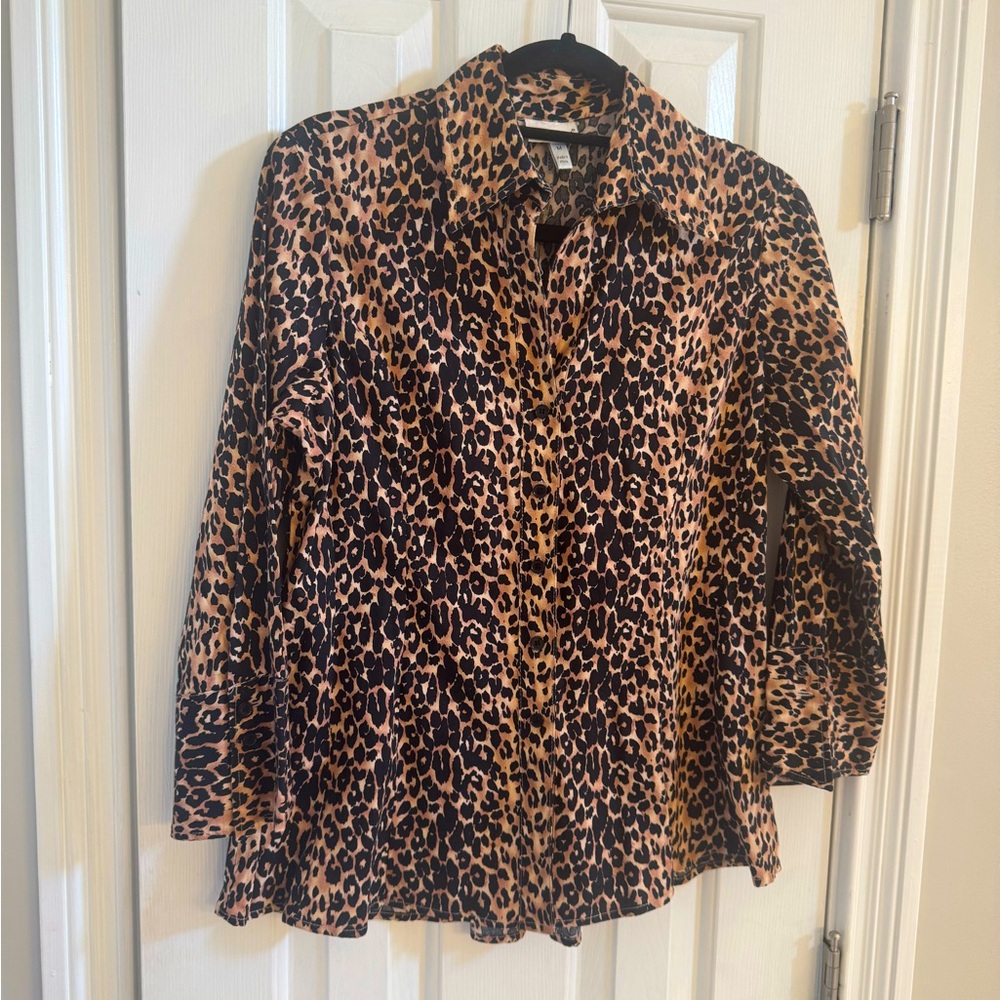 Harve Benard Vintage Leopard Print Button Down Shirt w/ Bracelet Sleeves